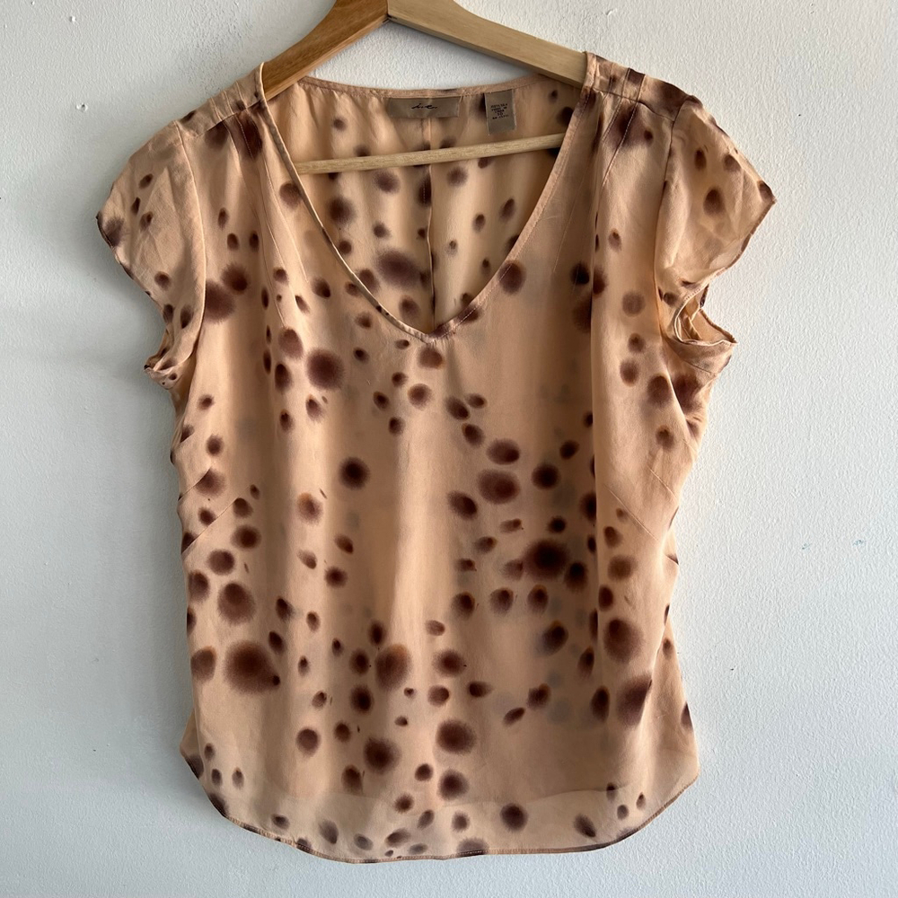 Liz Claiborne Silk Sheer Blouse Size 10 Beige Brown Spotted Bambi printed